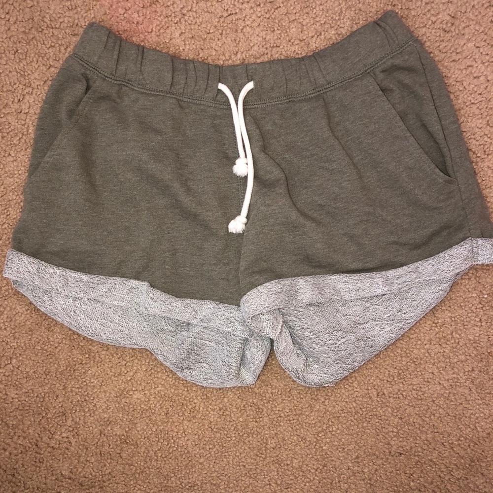 Green H&M shorts